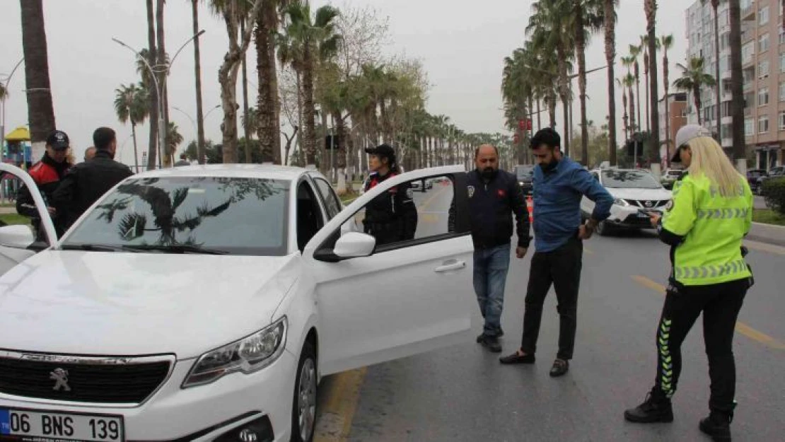 Mersin polisi, suça ve suçluya göz açtırmıyor