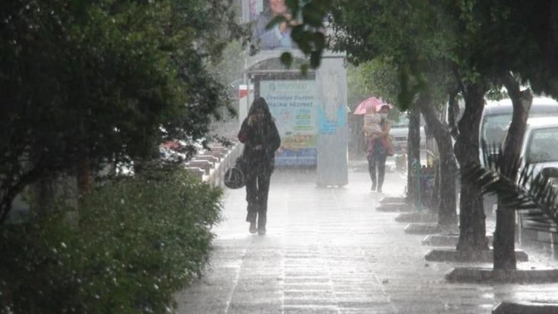 Meteorolojiden kuvvetli yağış uyarısı