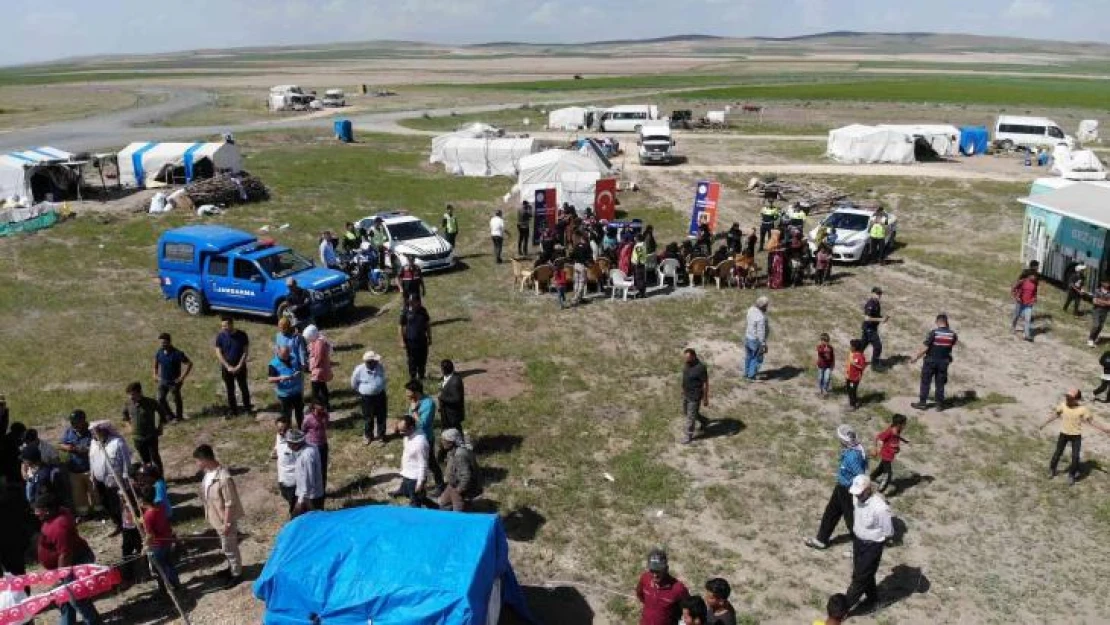 Mevsimlik tarım işçisi kadınlara KADES, çocuklara okul eğitimi