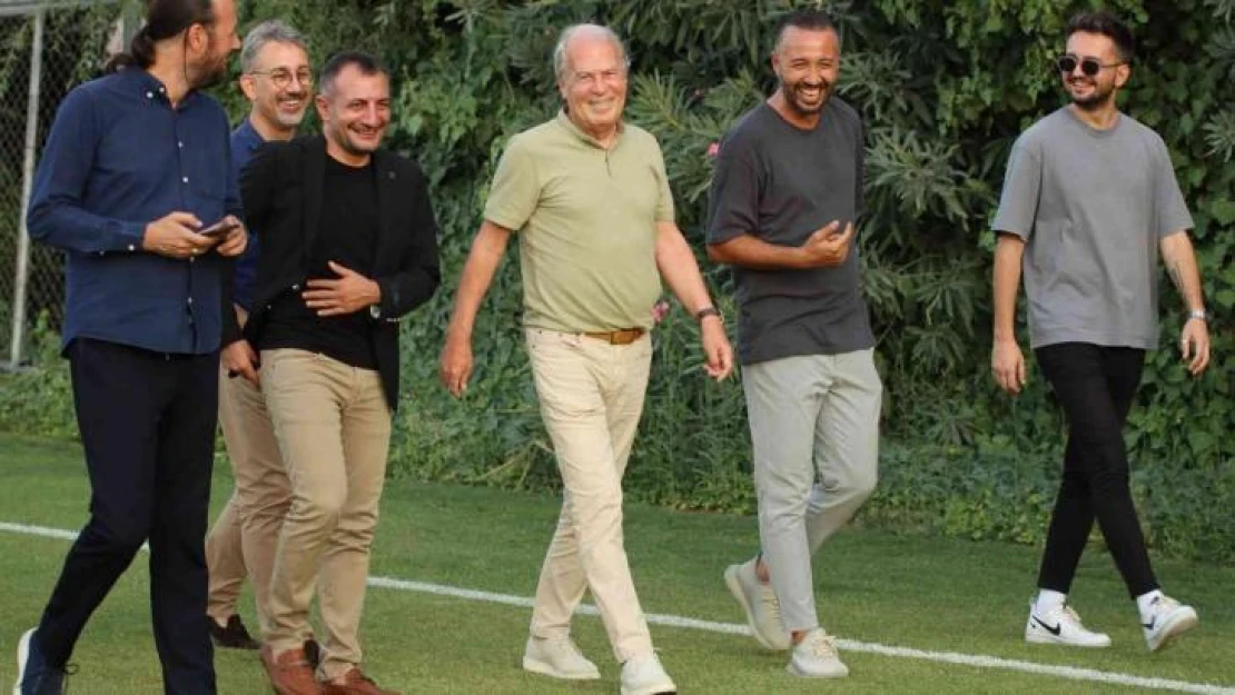 Mustafa Denizli'den Altay'a ziyaret