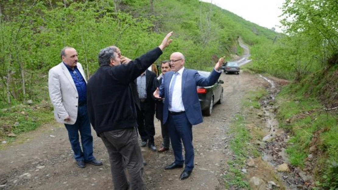 Terme ilçesinde yol çalışmaları