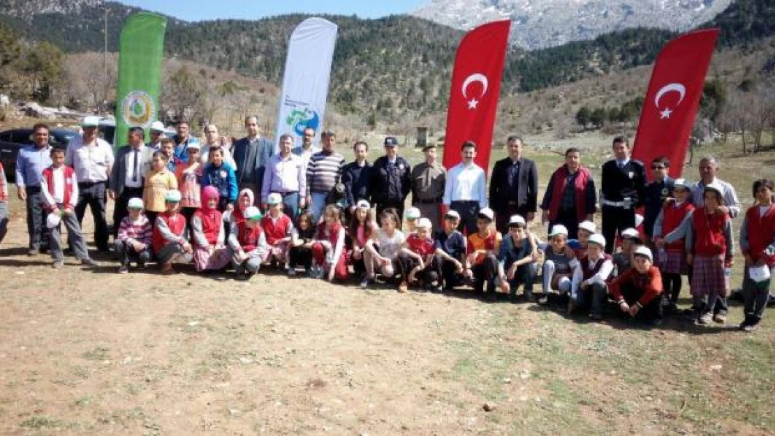 Derebucak'ta fidan dikme etkinliği