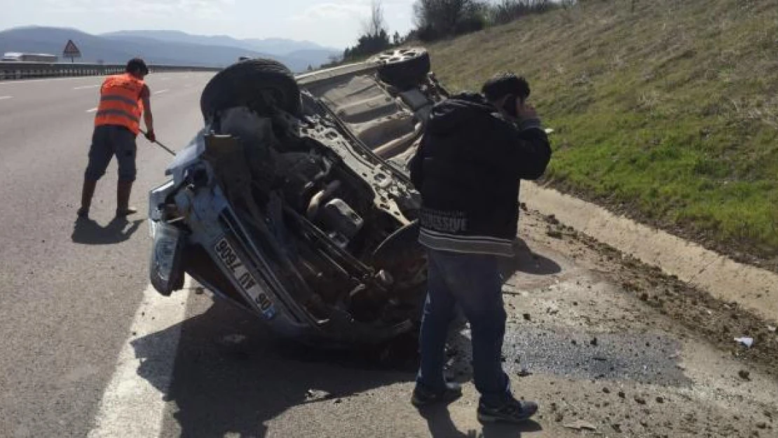 Hurdaya dönen araçtan burnu bile kanamadan kurt