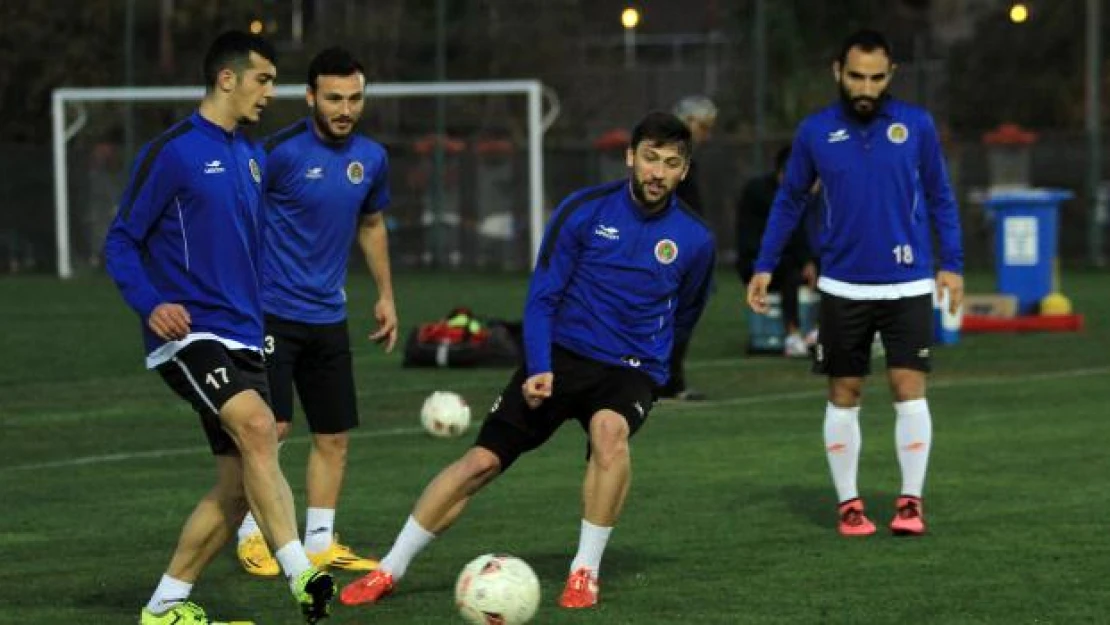 Multigroup Alanyaspor'da lig mesaisi