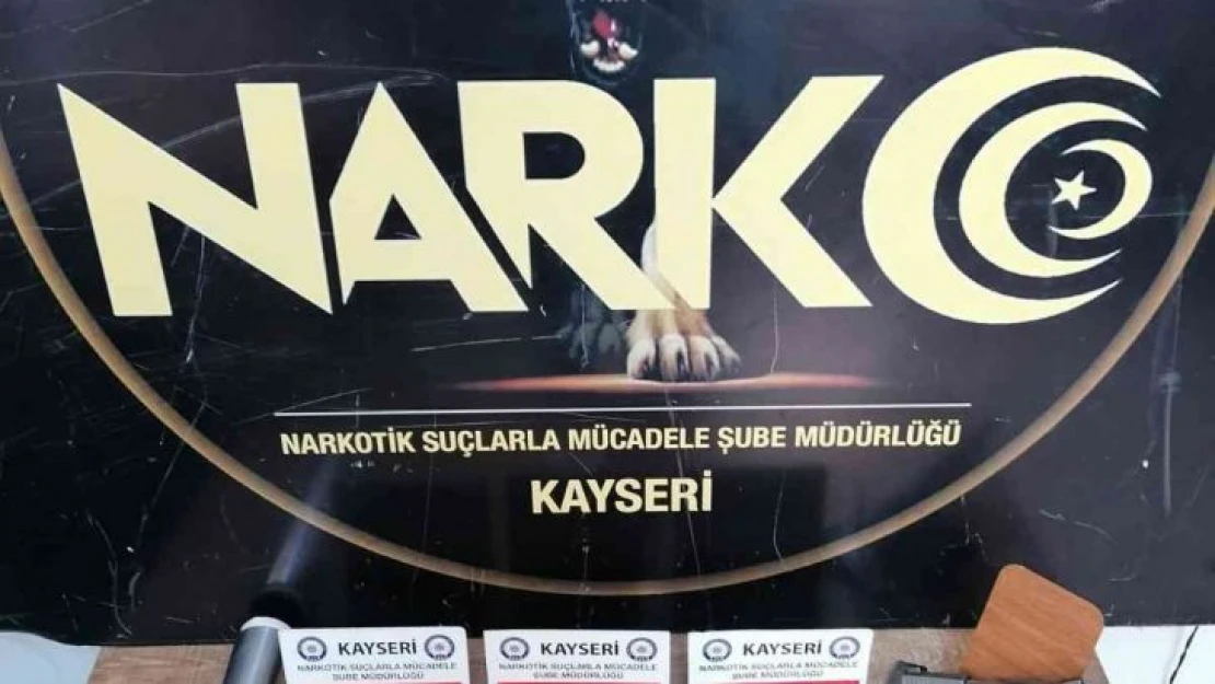 Narkotik polisi uyuşturucuya geçit vermiyor