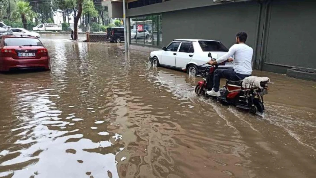 Nazilli de sele teslim oldu