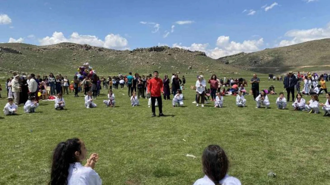 Niğde'de 'Yetimler Buluşması' yapıldı