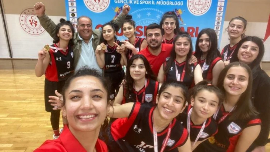 Nusaybinli basketbolcular Türkiye finallerine kaldı