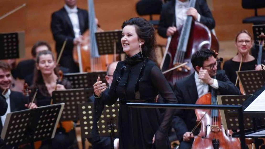 Ödüllü Soprano Anna Prohaska'dan CSO'da konser