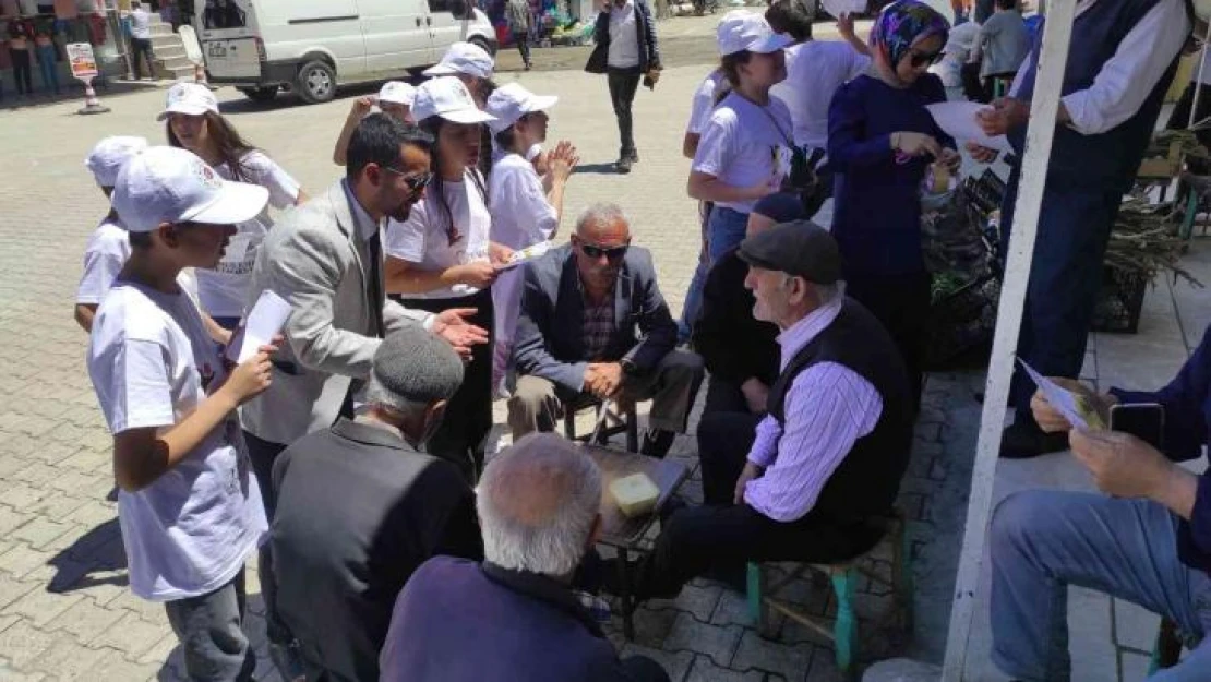 Öğrenciler, atık yağların çevreye verdiği zararlara dikkat çekti