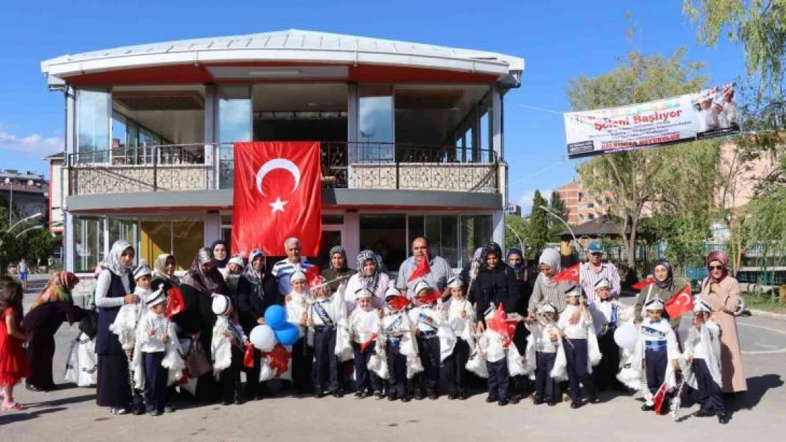 Oltu'da 300 çocuk sünnet oluyor