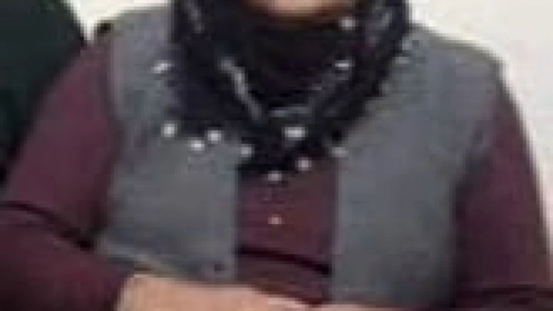 Otomobilin çarptığı kadın hayatını kaybetti