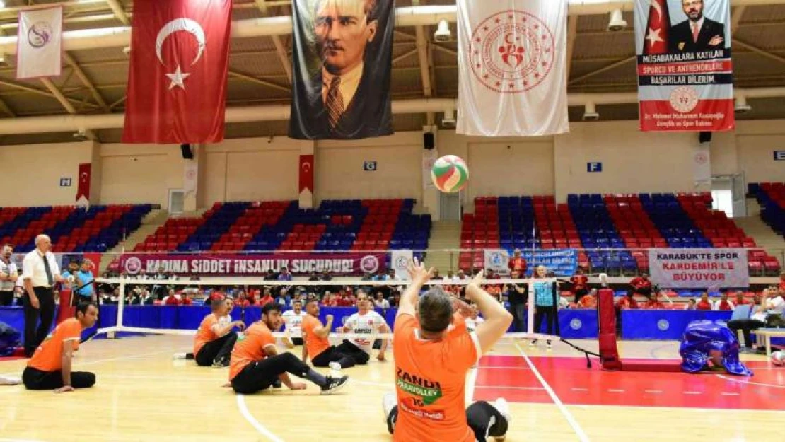 Oturarak Voleybol Süper Lig müsabakaları Karabük'te başladı