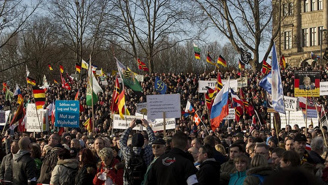 PEGIDA Avrupa'nın 14 kentinde gösteri düzenledi