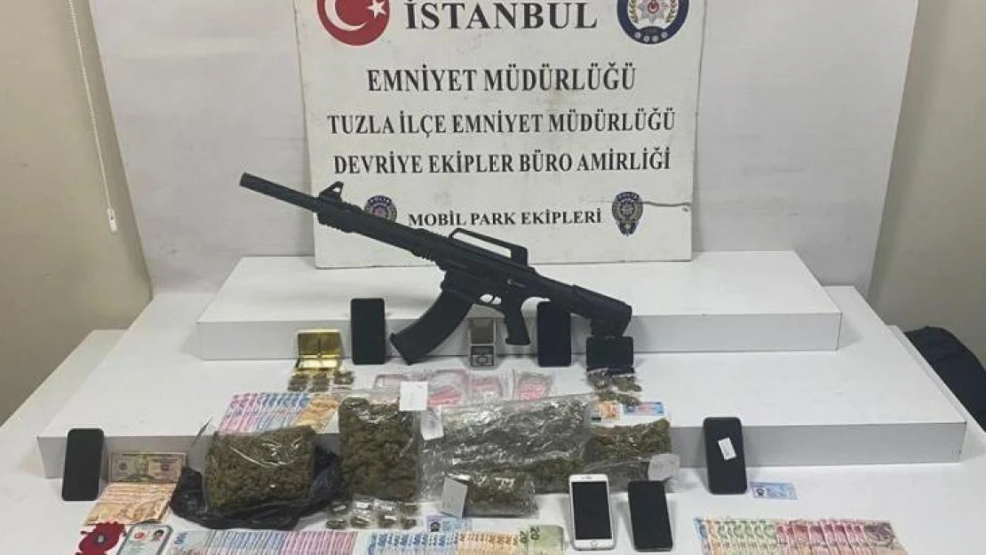 Pendik'te uyuşturucu ticareti yapılan iş yerine operasyon