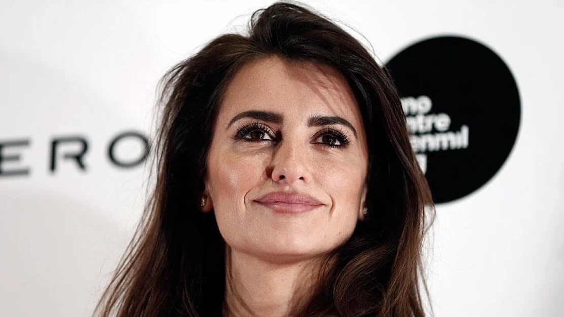 Penelope Cruz lösemili çocuklarla ilgili belgesel çekti