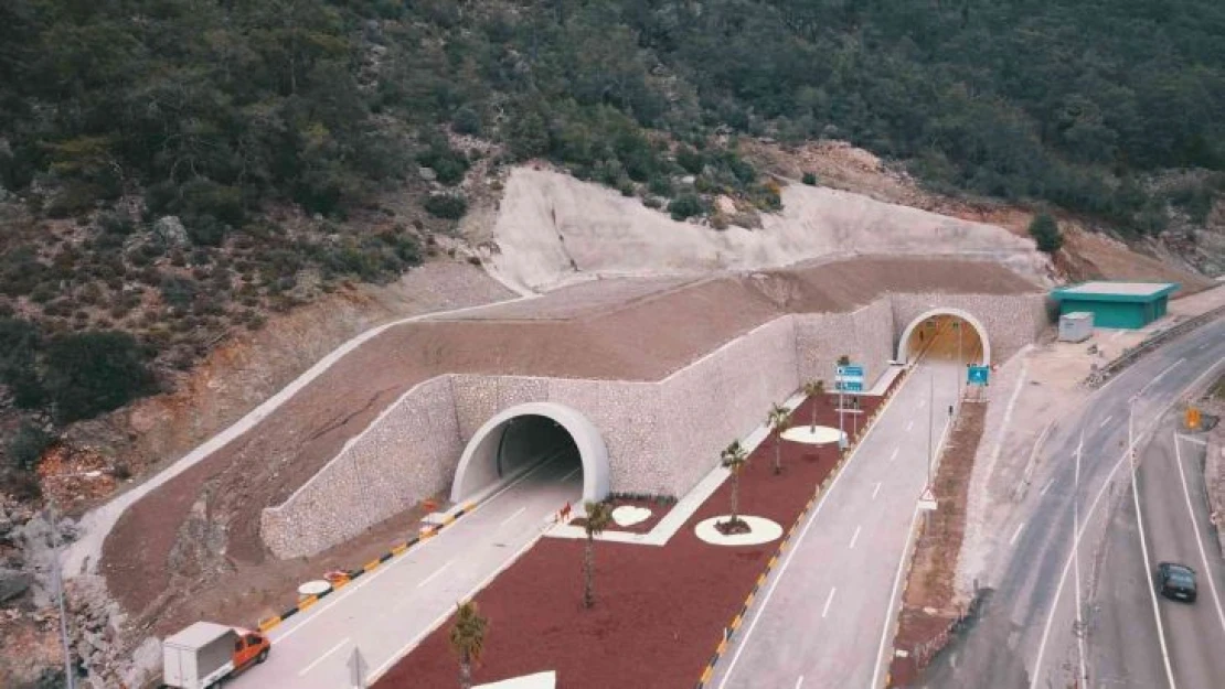 Phaselis Tüneli, Ulaştırma ve Altyapı Bakanı Adil Karaismailoğlu'nun katılımıyla yarın açılıyor