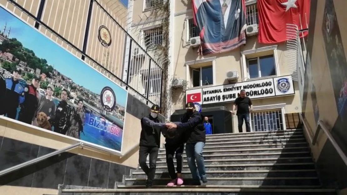 Polis memurunu kafasına cisim atarak şehit eden zanlı, tutuklama talebiyle mahkemeye sevk edildi