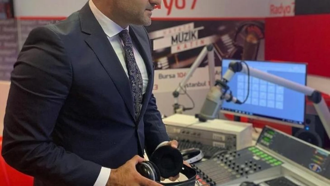 Radyo program sunucusu Öztürk: 'İntihar etmeye giden bir kadın konuşmamdan etkilenerek vazgeçti'