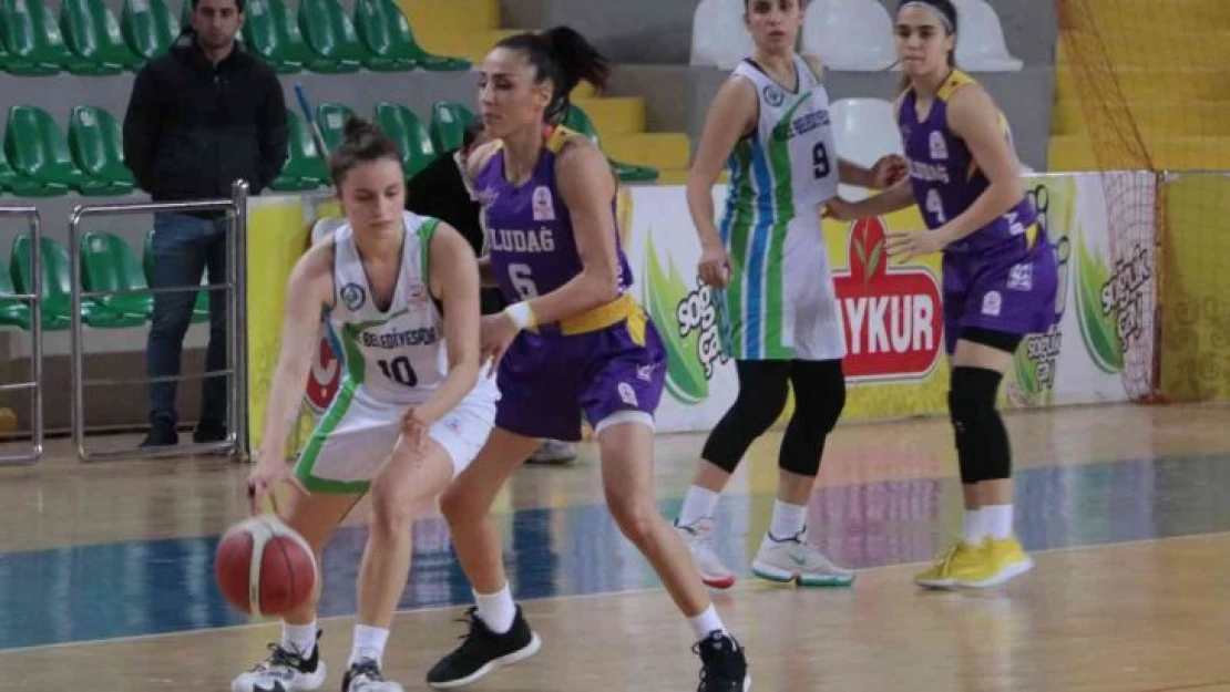 Rize Belediyespor Kadın Basketbol Takımı play-off yarı finaline yükseldi