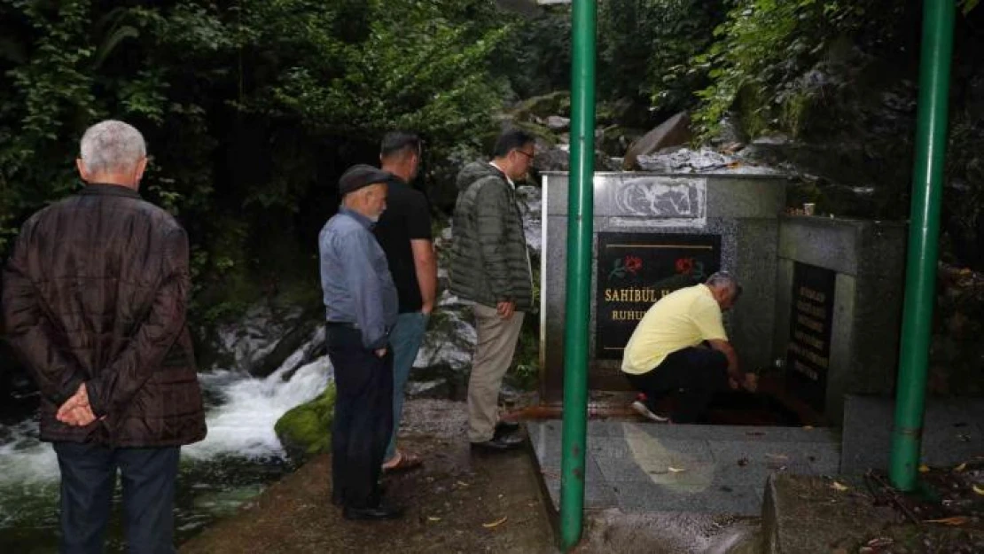 Rize'de sağlıksız çıkan ılıca suyundan su içmek için kuyruğa girdiler