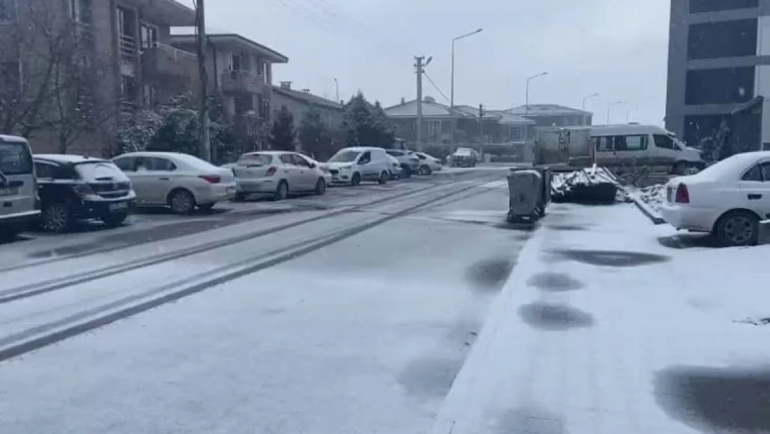 Sakarya'da kar yağışı başladı