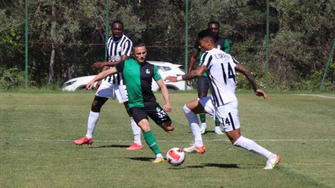 Sakaryaspor hazırlık maçında 1-1 berabere kaldı