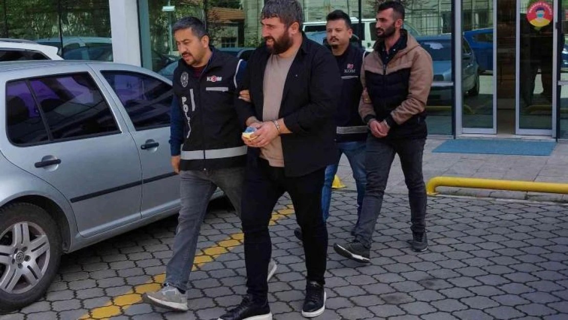 Samsun'da ele geçen 19 suikast tabancasıyla ilgili 2 kişi tutuklandı