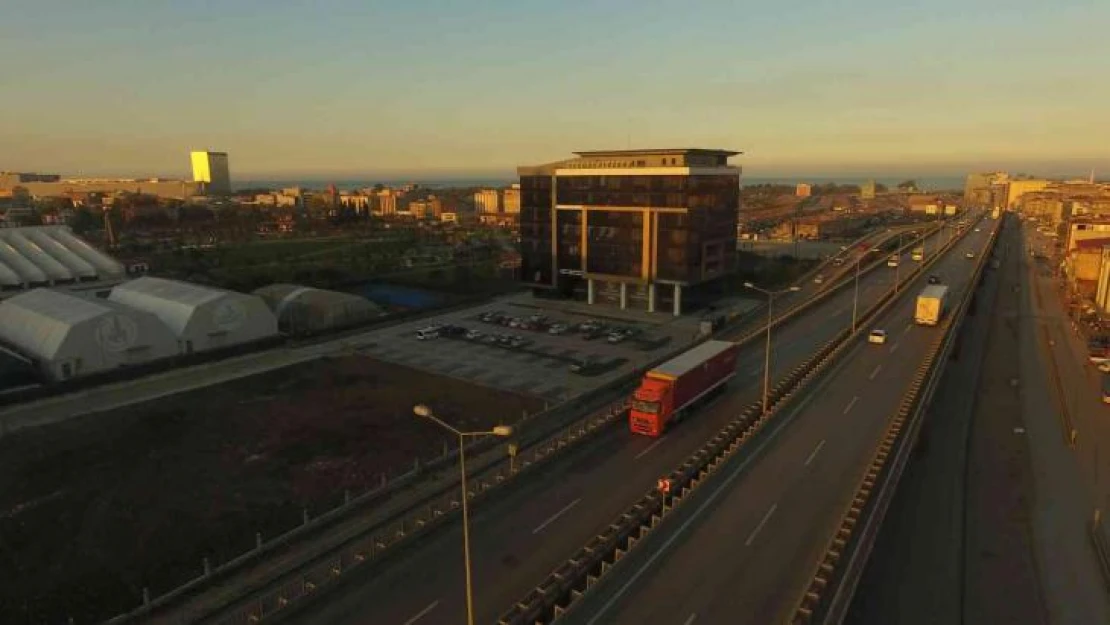 Samsun'da oda/borsa hizmet binası açılışında yerli otomobil 'TOGG' sürprizi