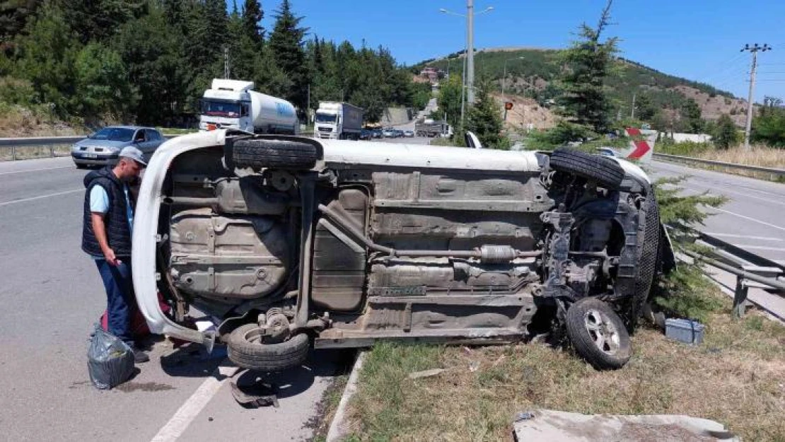 Samsun'da otomobil takla attı: 3 yaralı