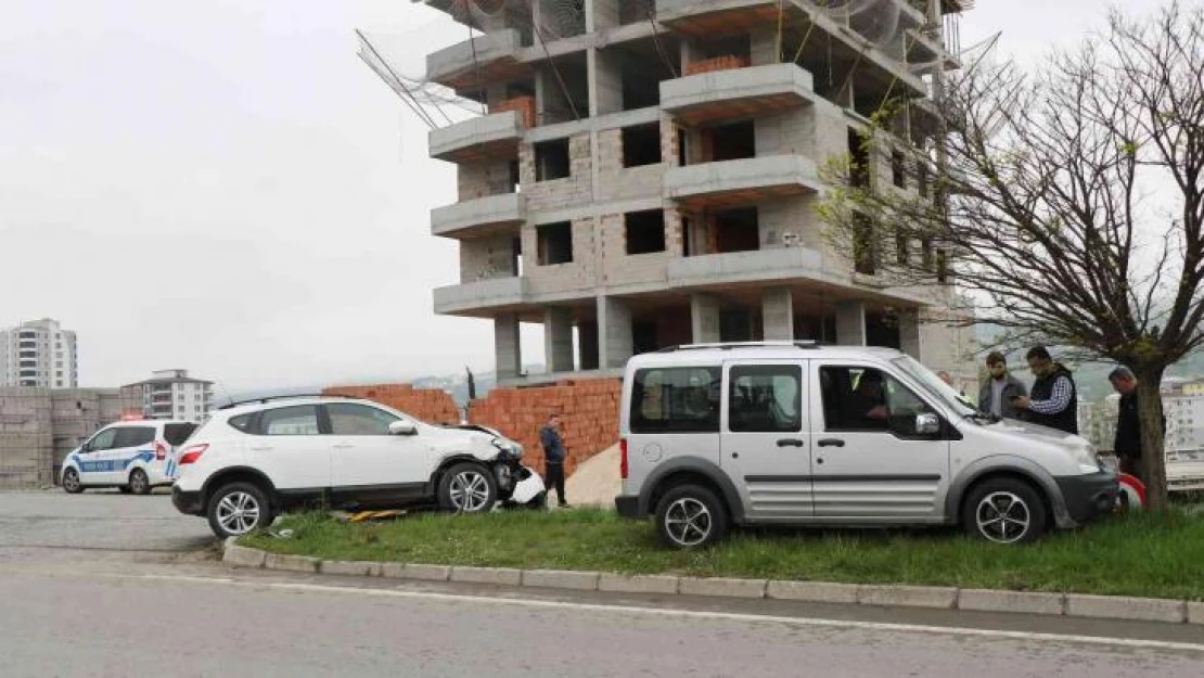 Samsun'da trafik kazası: 2 yaralı