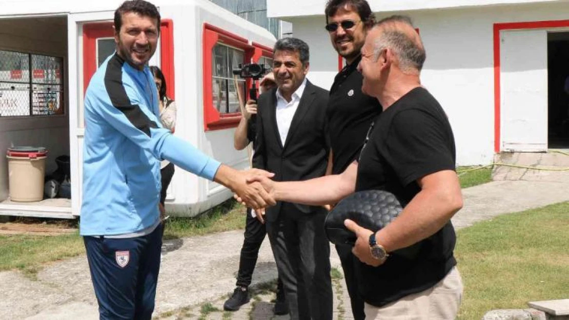 Samsunspor efsanelerinden Samsunspor futbolcularına destek