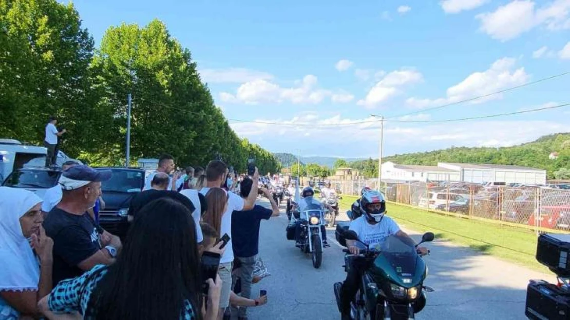 Saraybosna'ya gelen Moto-Maraton katılımcıları Potoçari'ye doğru yola çıktı