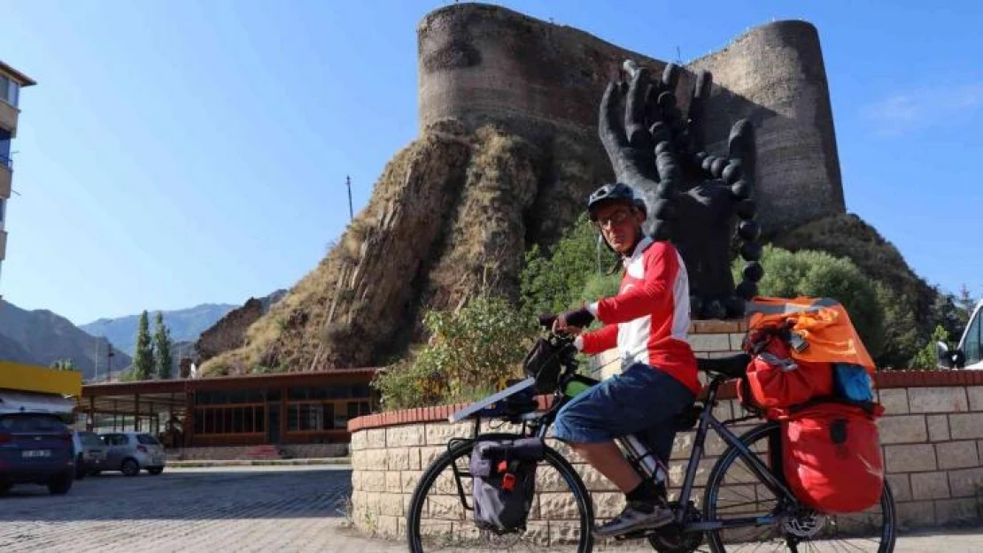 Sarıkamış Şehitleri için İzmir'den Sarıkamış'a pedal çevirdi