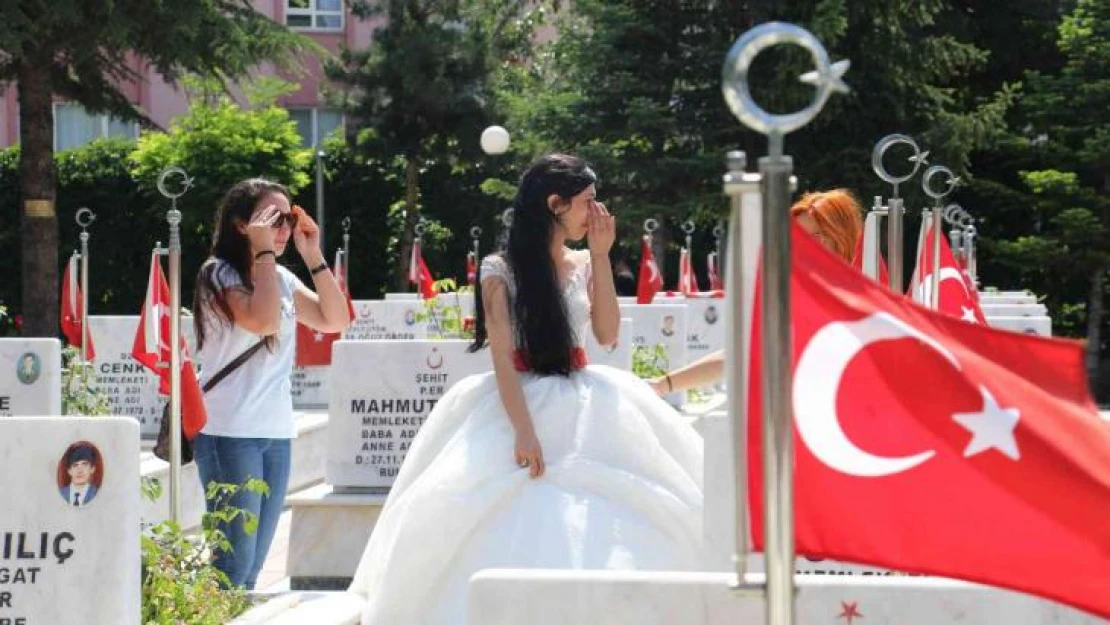 Şehit ailelerinin buruk 'Babalar Günü'