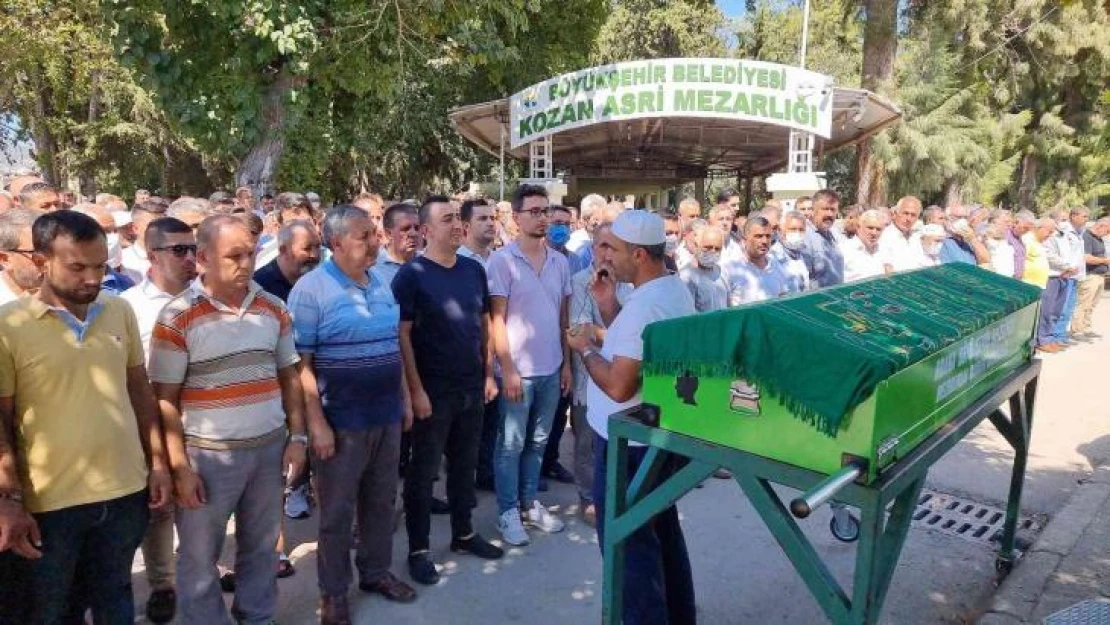 Şehit babası dualarla son yolculuğuna uğurlandı