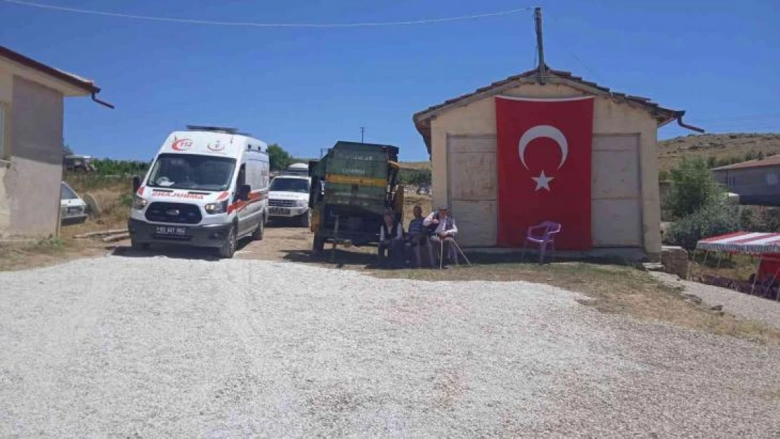 Şehit Cüneyt Taşyürek'in baba evinde acı bekleyiş sürüyor