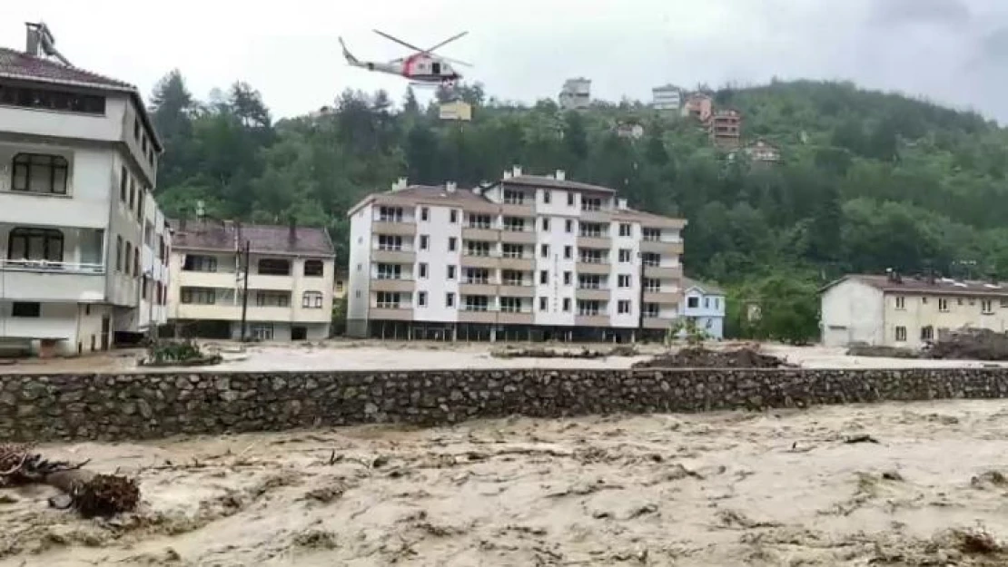 Selin vurduğu Bozkurt'ta vatandaşlar helikopterle tahliye edildi