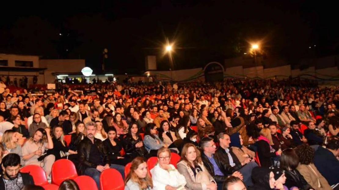 Sertab Erener'den muhteşem konser