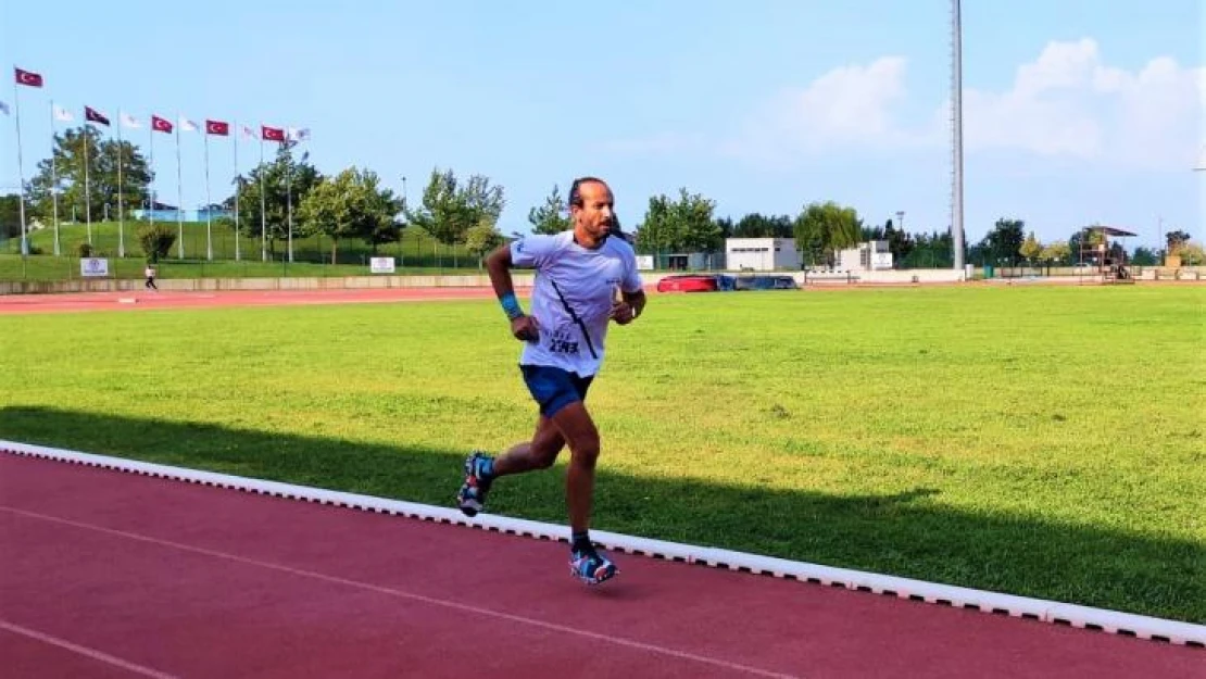 Sigarayı bırakıp koşu sporuyla ilgilenen Özgür Sancak, Türkiye'nin ender ultra trail maratoncularından oldu