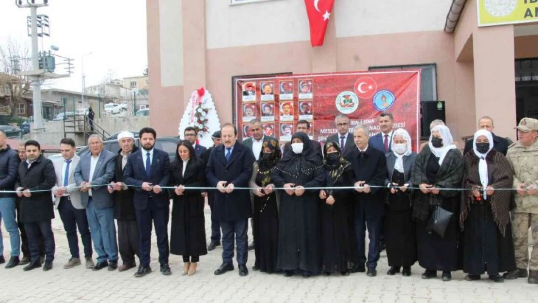 Şırnak'ta 16 şehit adına Şehitler Kütüphanesi açıldı