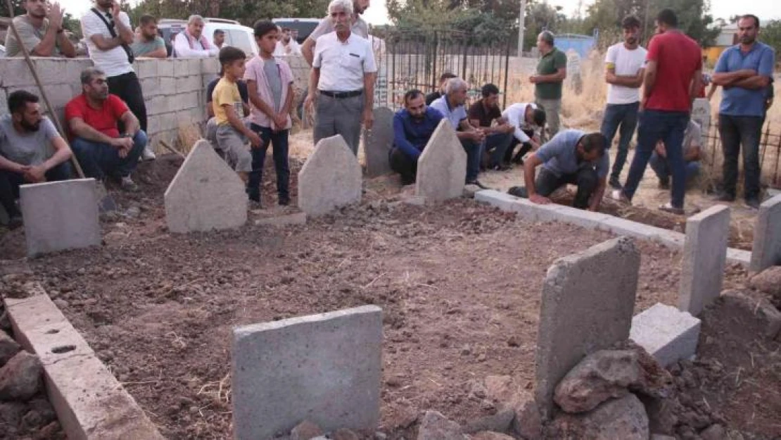 Şırnak'ta vahşice katledilen anne ve 3 kızı defnedildi