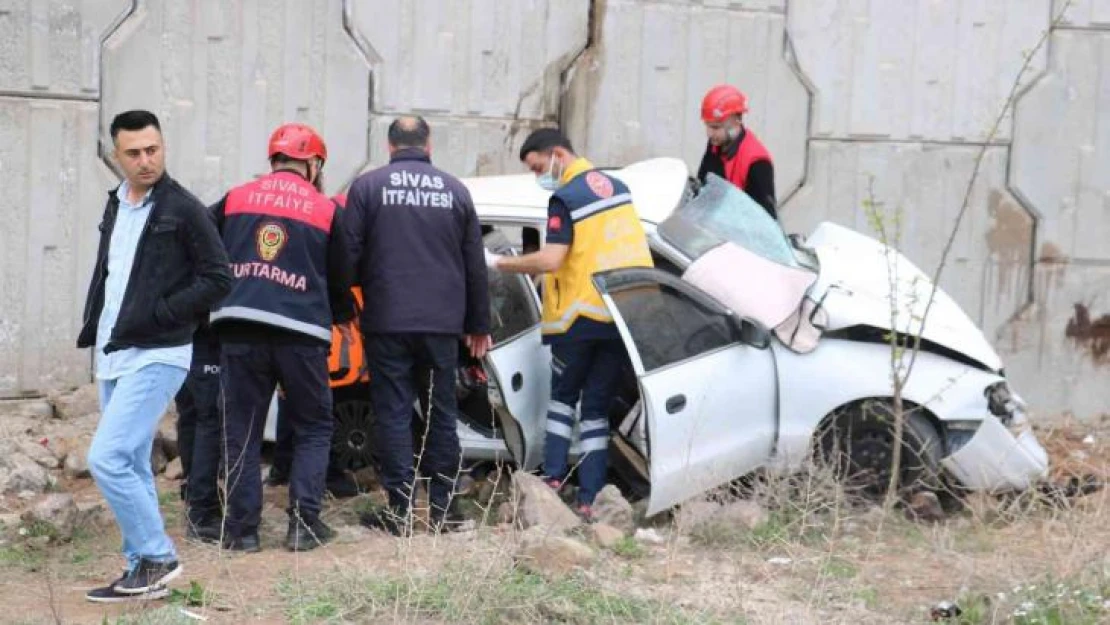 Sivas'taki trafik kazasında ölü sayısı 2'ye yükseldi