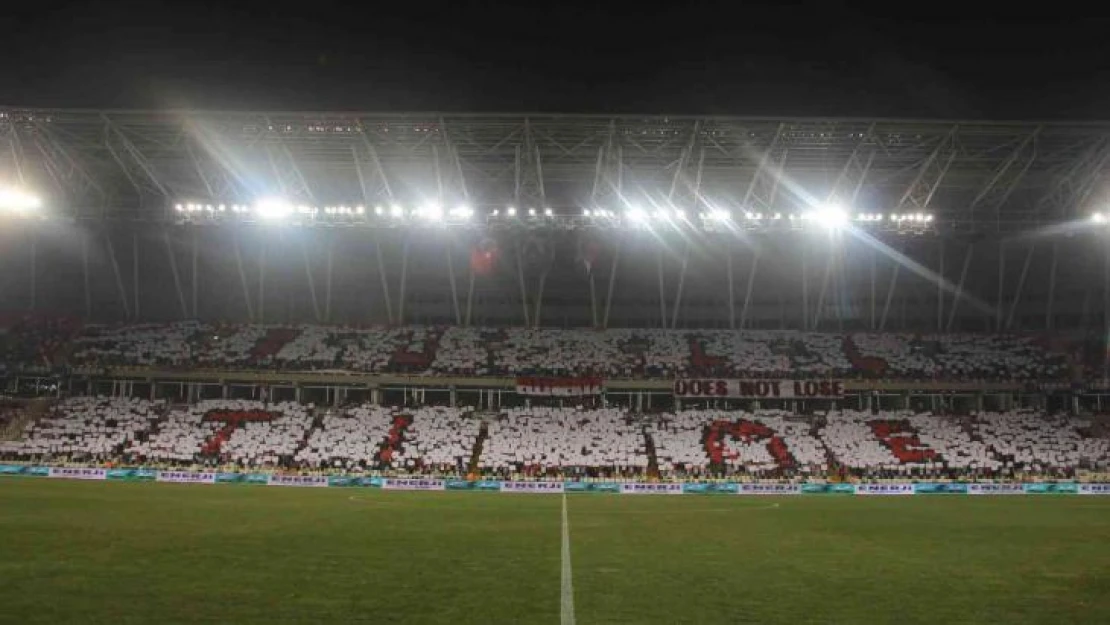 Sivasspor taraftarlarından koreografi