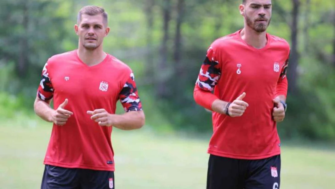 Sivasspor'un yeni transferi Karol Angielski ilk idmanına çıktı