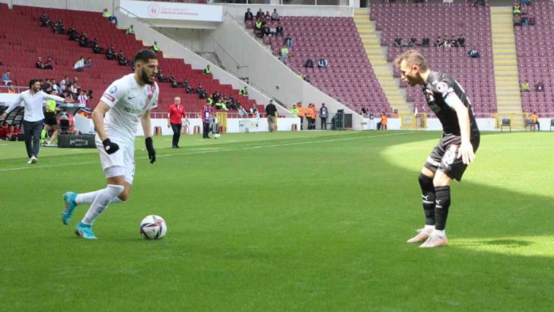 Spor Toto Süper Lig: A. Hatayspor: 0 - Sivasspor: 1 (İlk yarı)