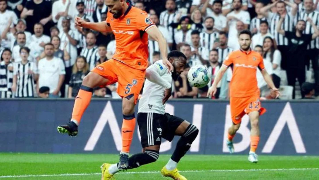 Spor Toto Süper Lig: Beşiktaş: 0 - Başakşehir: 0  (İlk Yarı)