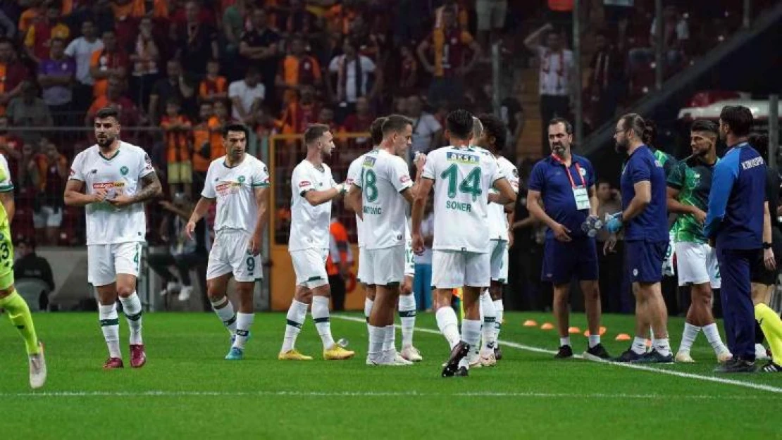 Spor Toto Süper Lig: Galatasaray: 1 - Konyaspor: 1 (İlk yarı)