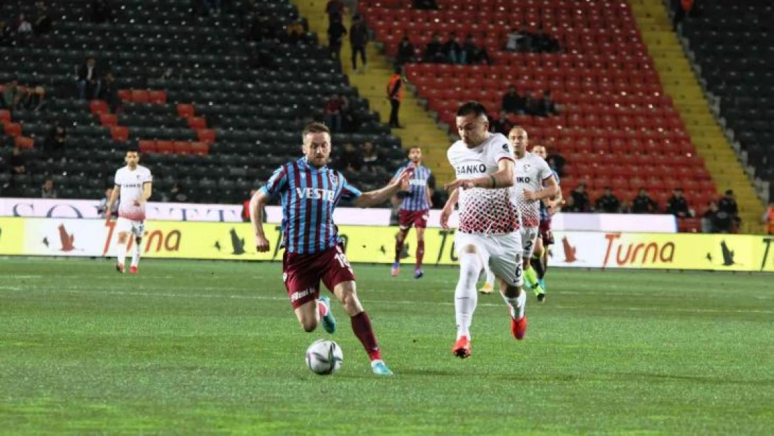 Spor Toto Süper Lig: Gaziantep FK: 0 - Trabzonspor: 0 (İlk yarı)