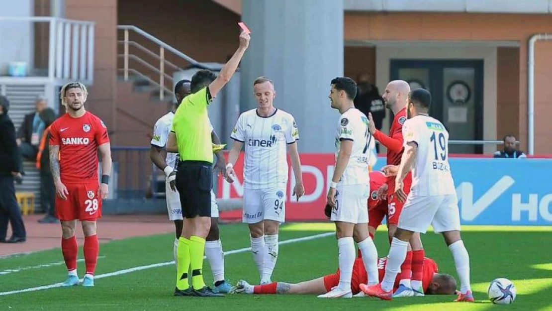 Spor Toto Süper Lig: Kasımpaşa: 1 - Gaziantep FK: 1 (İlk yarı)